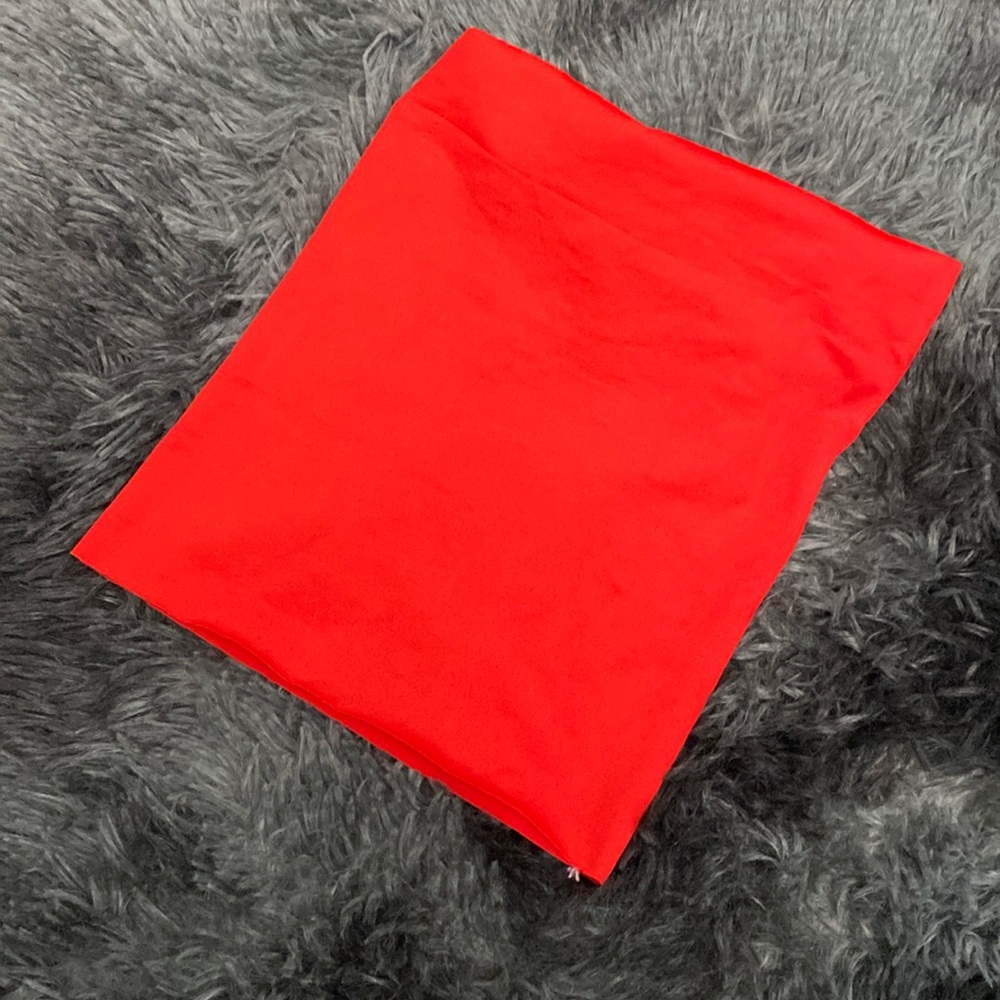 Red tummy wrap